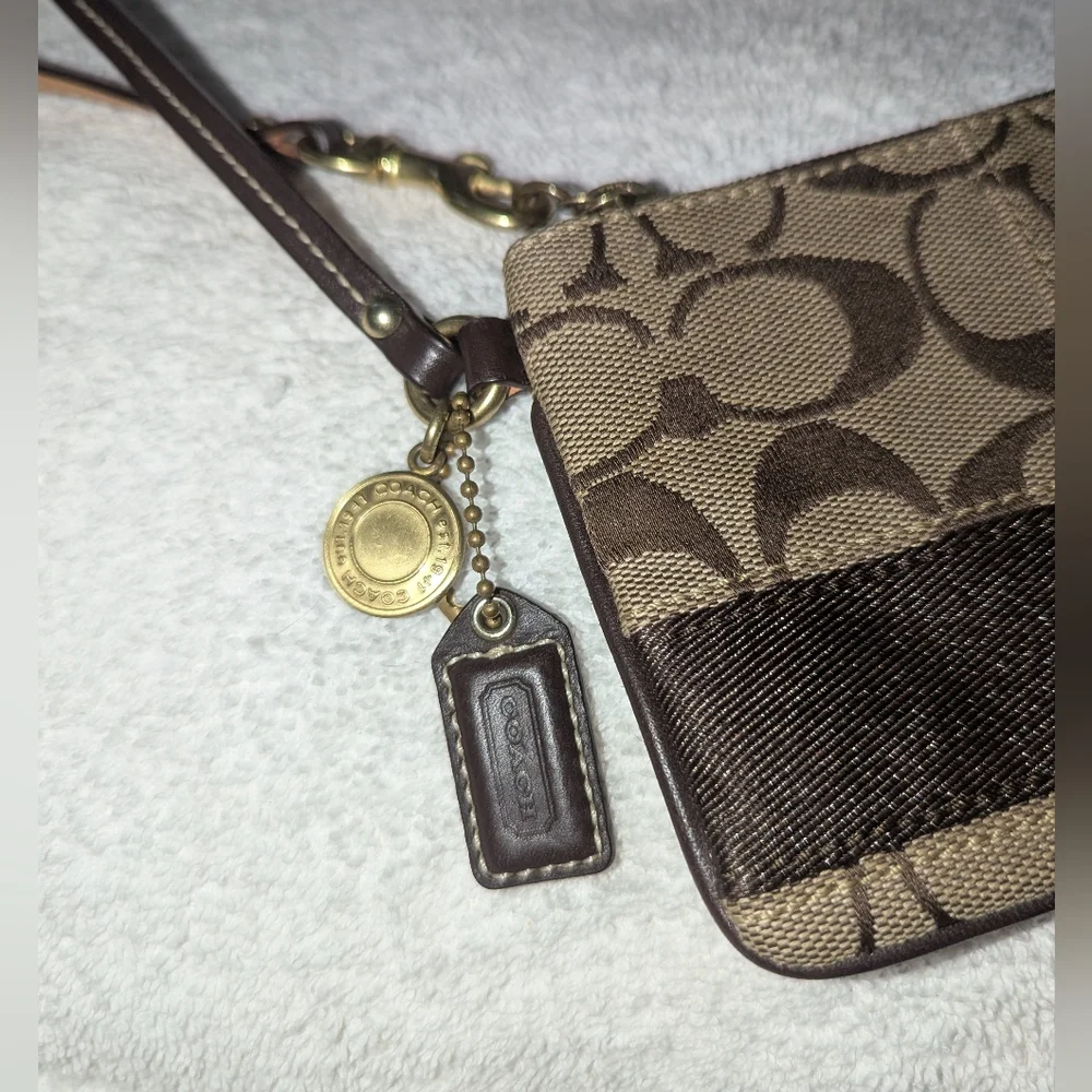 Coach Brown and Tan Signature Wristlet. 40028